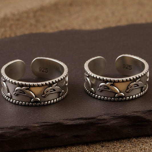 925 Silver Adjustable Toe Ring with Dolphin Motif – Handmade Boho Animal Jewelry - Zirak Silver
