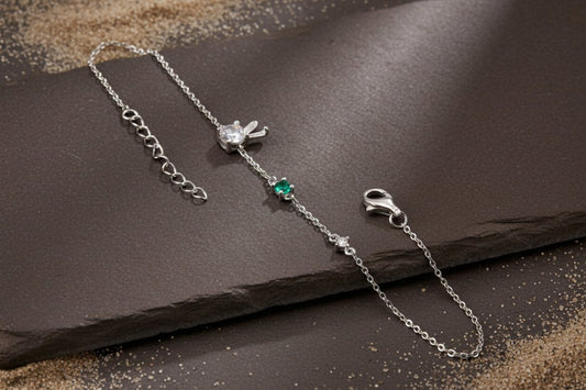 925 Silver Minimal Trio Stone Chain Bracelet with Emerald Green Accent - Zirak Silver
