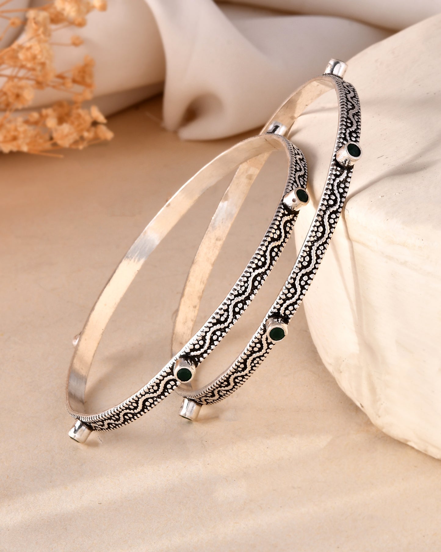 925 Sterling Silver Oxidized Bangles with Green Stone Detailing – Elegant Bangle Pair