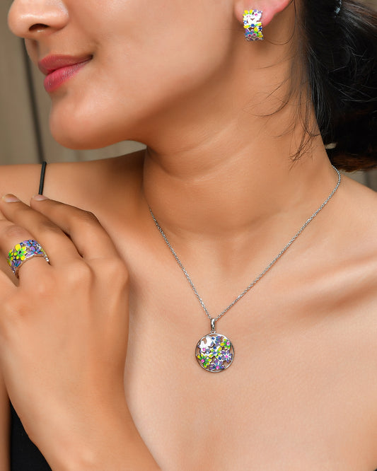 Sterling Silver Wildflower Enamel Jewelry Set – Round Pendant Necklace, Blossom Huggie Earrings & Wide Band Ring