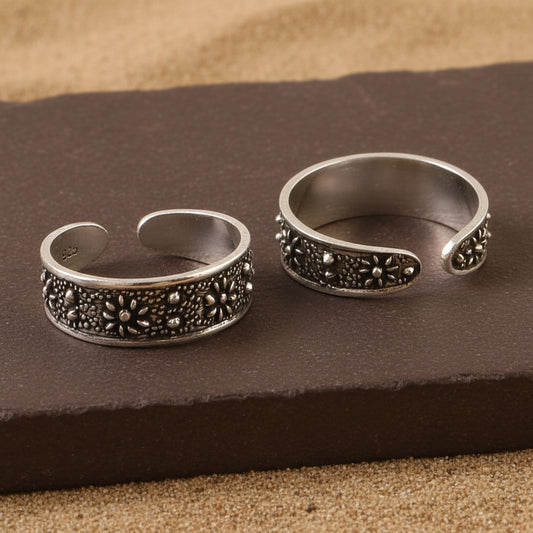 925 Silver Adjustable Wide Band Toe Rings with Oxidized Floral Pattern – Handmade Ethnic Foot Jewelry