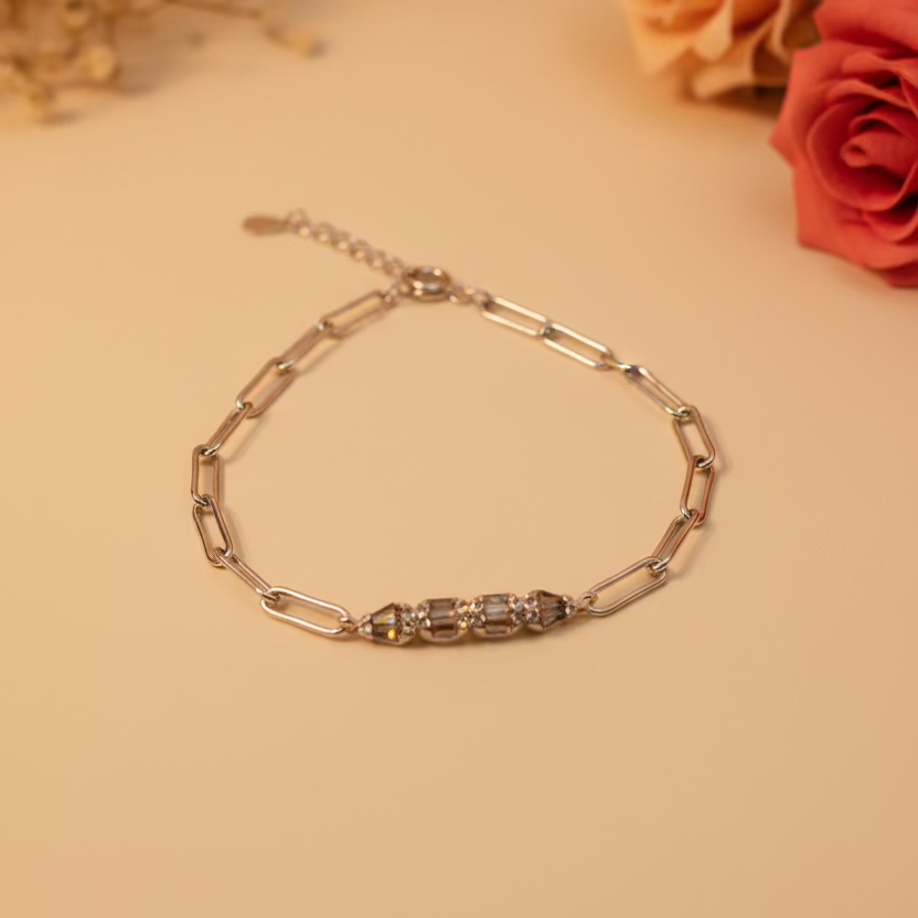 Meher Baguette Bar Paperclip Bracelet