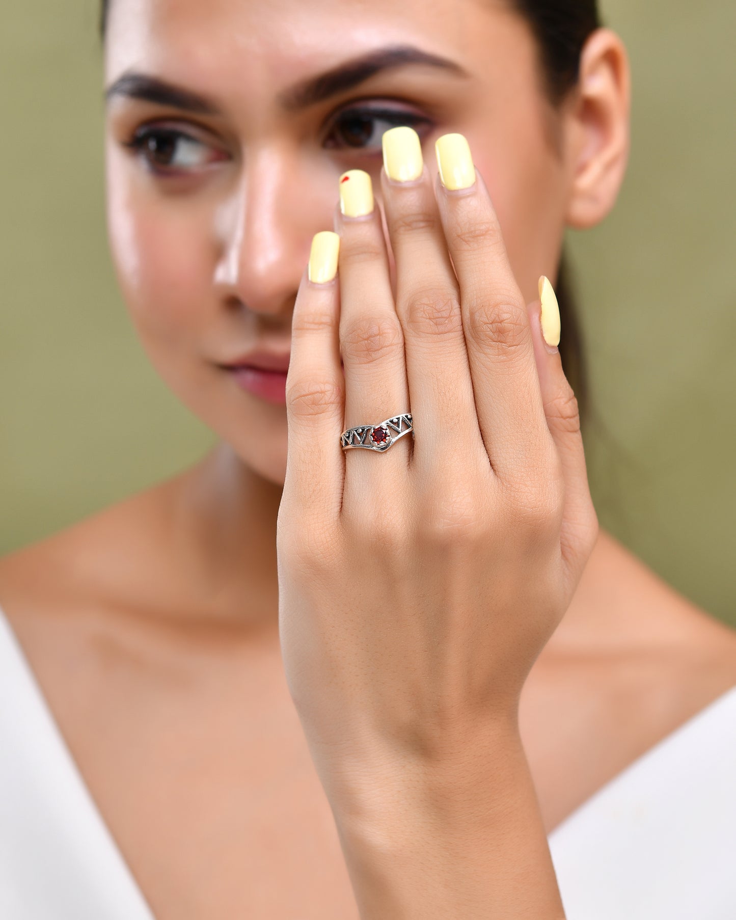 Crimson Glyph Ring