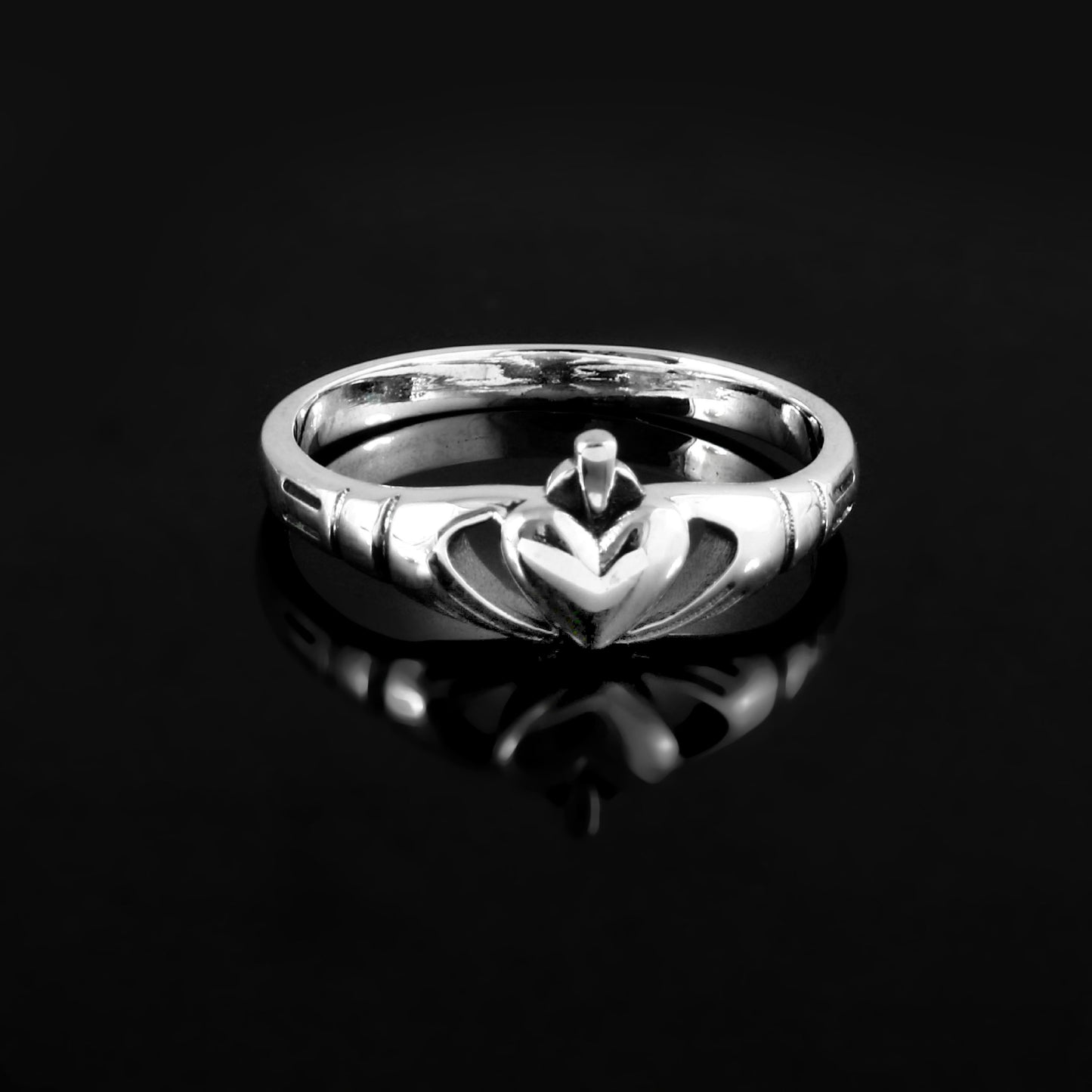 Sterling Silver Claddagh Ring – Irish Love Loyalty Friendship Band