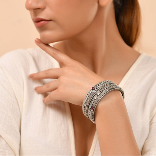 Aanya Antique Silver Bangle - Zirak Silver
