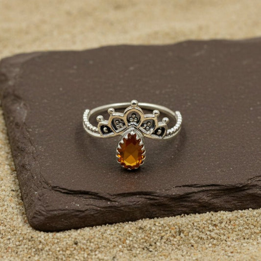 Amber Glow Crown Silver Ring - Zirak Silver