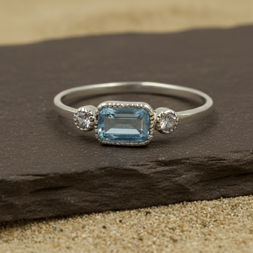 Minimalist Blue Baguette Silver Ring - Zirak Silver