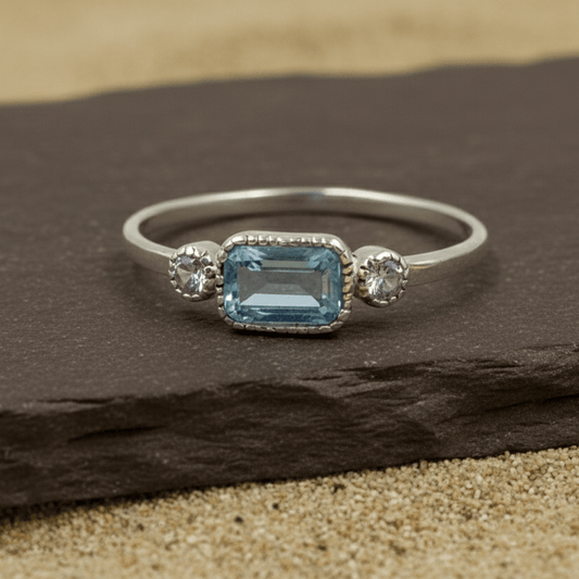 Minimalist Blue Baguette Silver Ring - Zirak Silver