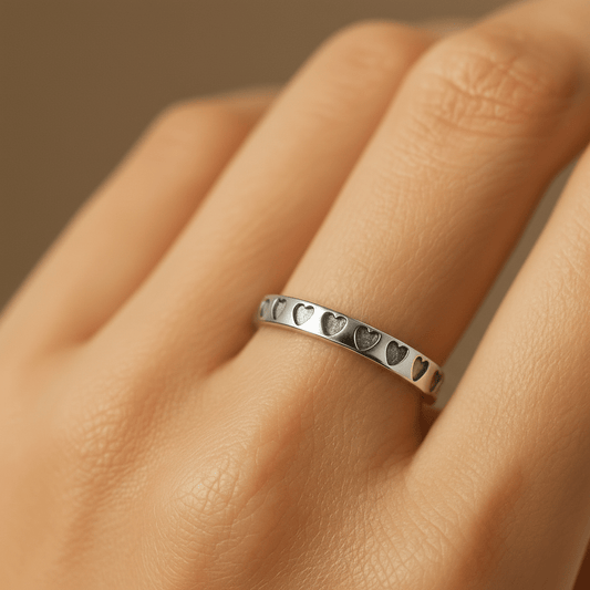 Minimalist Heart Engraved Silver Band Ring - Zirak Silver