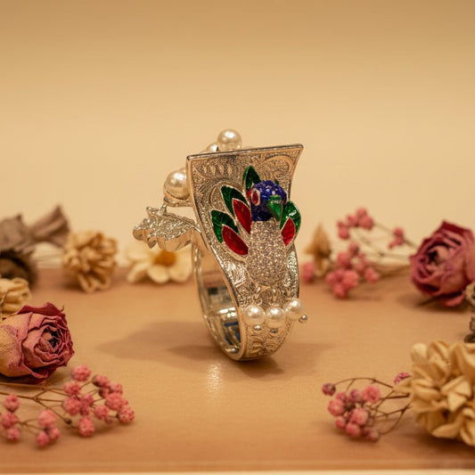 Moti Filigree Peacock Ring - Zirak Silver
