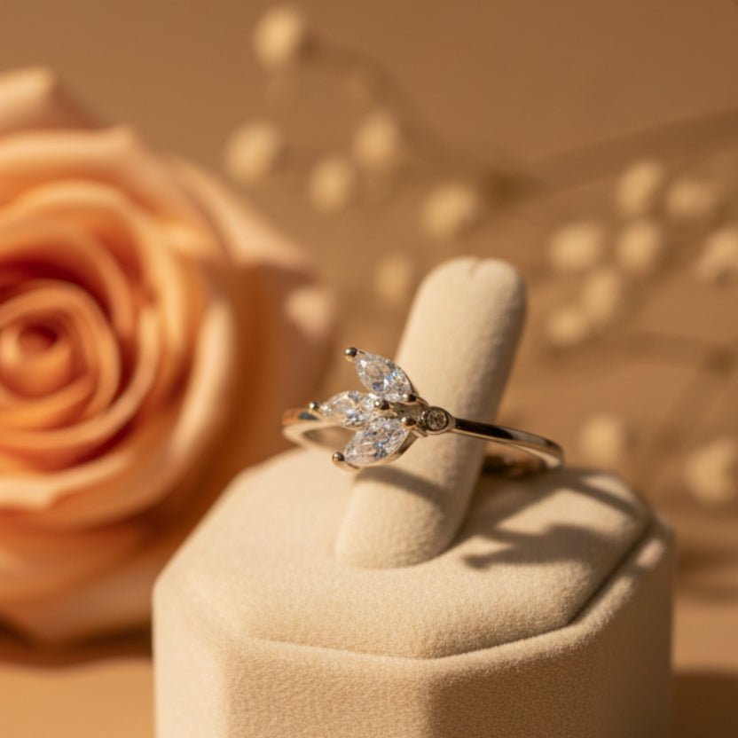 Nalini Leaf Ring - Zirak Silver