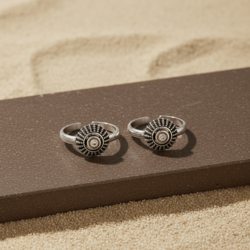 Oxidized Sterling Silver Sunburst Toe Ring - Zirak Silver
