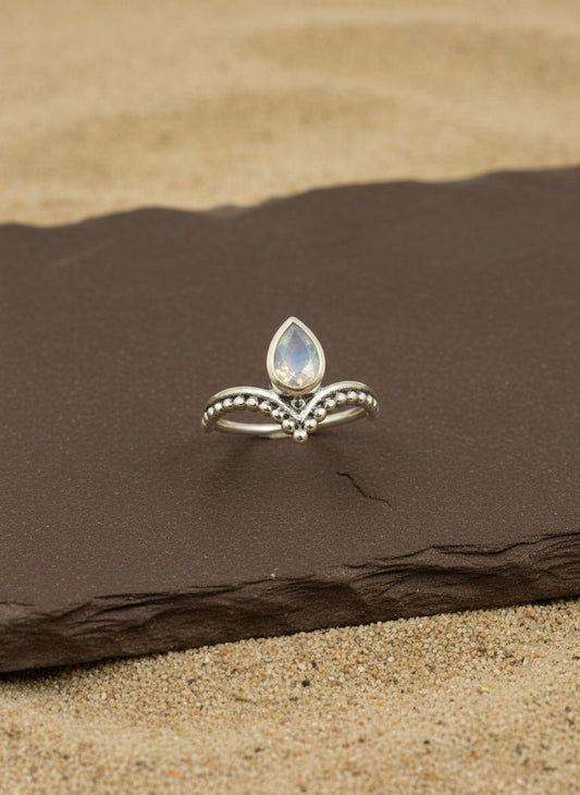 Pear Drop Moonstone Silver Ring - Zirak Silver