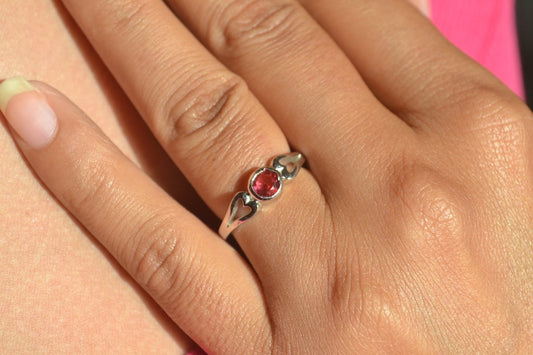 Sterling Silver Heart Ring with Garnet - Zirak Silver