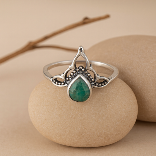 Royal Teardrop Emerald Ring