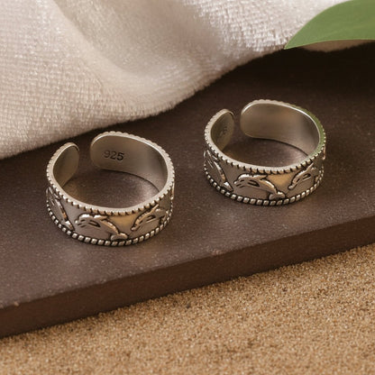 925 Silver Adjustable Toe Ring with Dolphin Motif – Handmade Boho Animal Jewelry - Zirak Silver