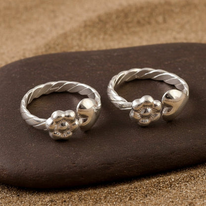925 Silver Adjustable Toe Ring with Floral Design – Handmade Ethnic Jewelry - Zirak Silver