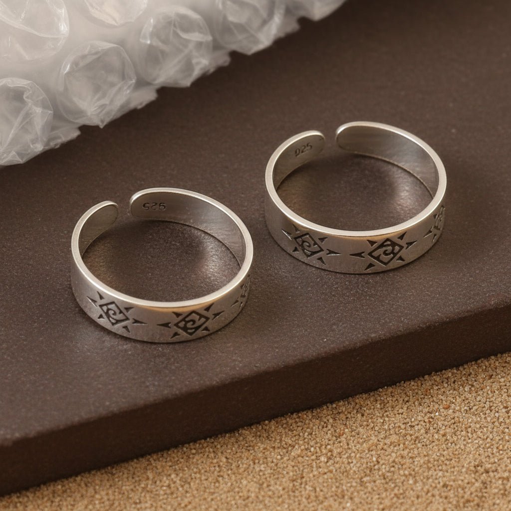 925 Silver Adjustable Toe Ring with Geometric Tribal Engraving – Handmade Boho Ethnic Jewelry - Zirak Silver