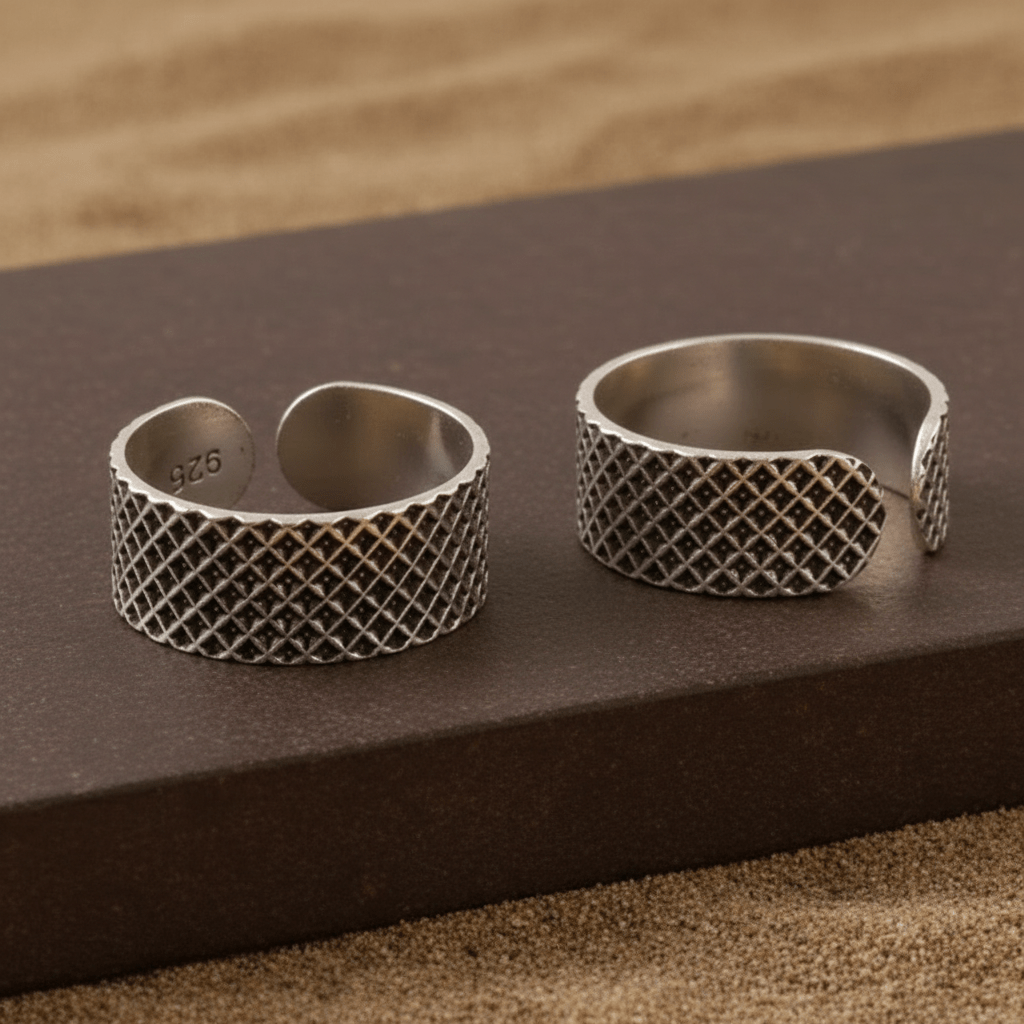 925 Silver Adjustable Toe Ring with Vintage Criss - Cross Grid Design – Handmade Boho Jewelry - Zirak Silver