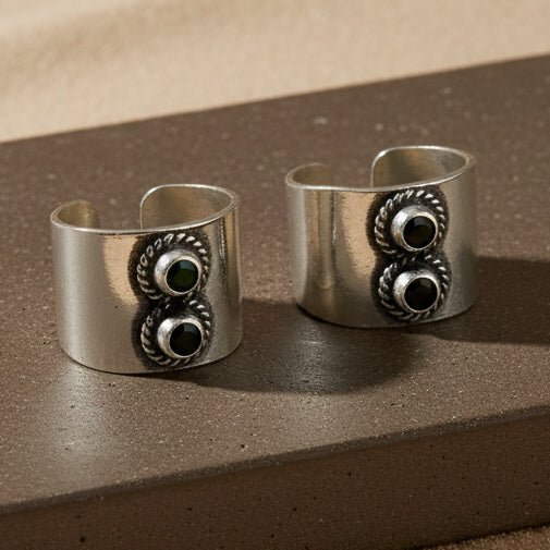 925 Silver Green Stone Adjustable Toe Ring Pair - Zirak Silver