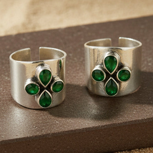925 Silver Green Stone Wide Band Toe Rings (Pair) - Zirak Silver