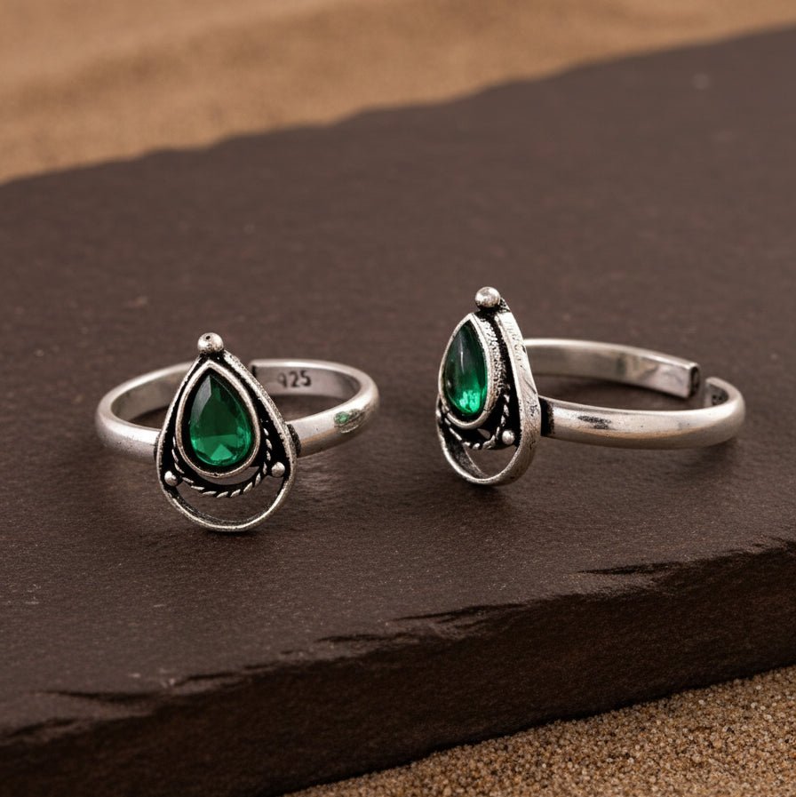925 Silver Green Teardrop Toe Ring – Adjustable Tribal Design - Zirak Silver