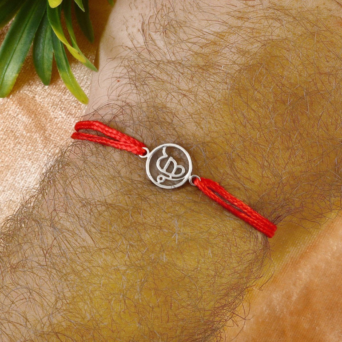 925 Silver “Ik Onkar” Rakhi on Red Cotton Thread – Minimalist Sikh Raksha Bandhan Bracelet - Zirak Silver