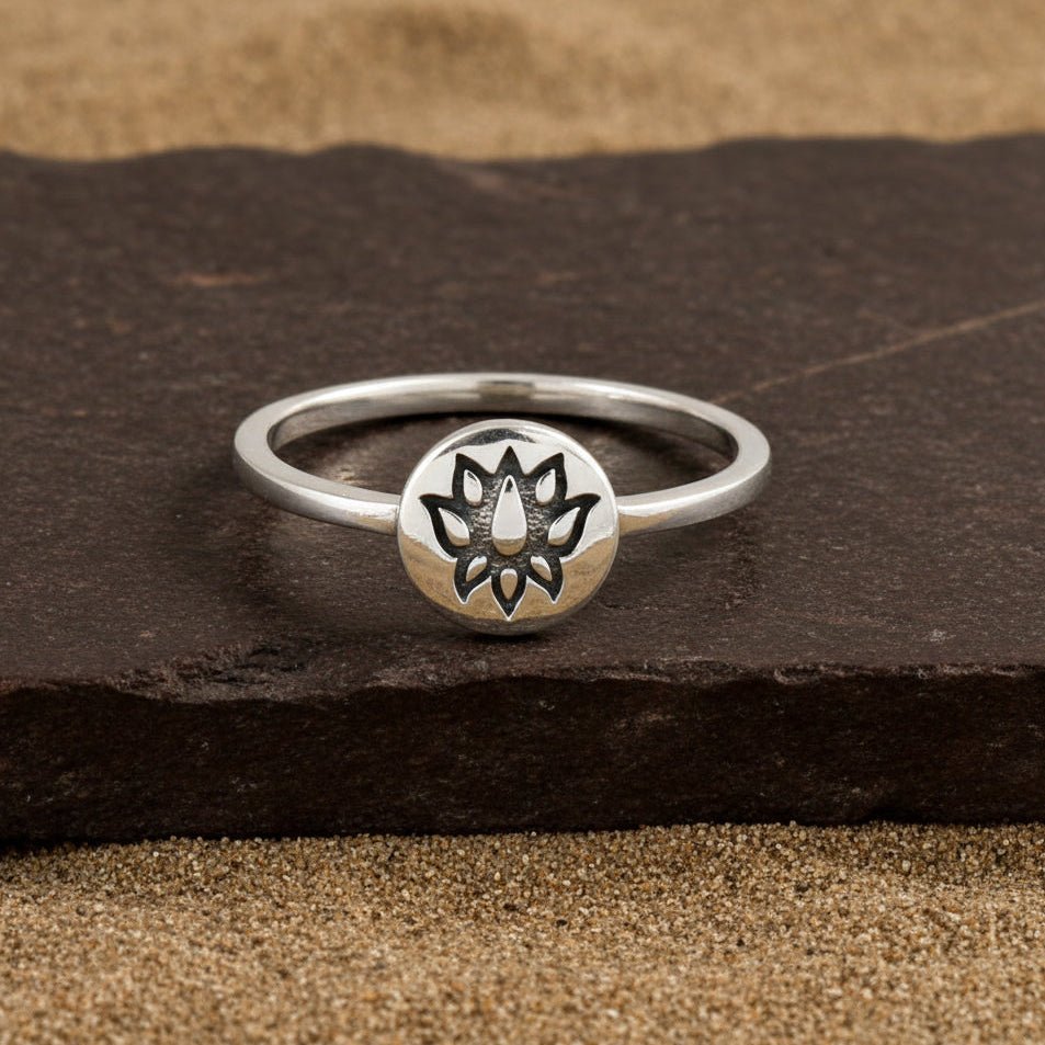 925 Silver Lotus Symbol Ring - Zirak Silver