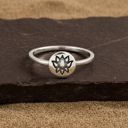 925 Silver Lotus Symbol Ring - Zirak Silver