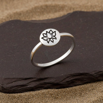 925 Silver Lotus Symbol Ring - Zirak Silver