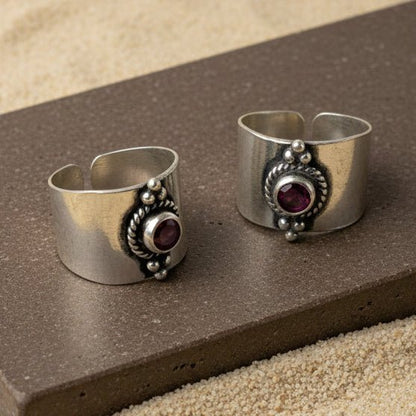 925 Silver Oxidized Toe Ring with Ruby Stone - Zirak Silver