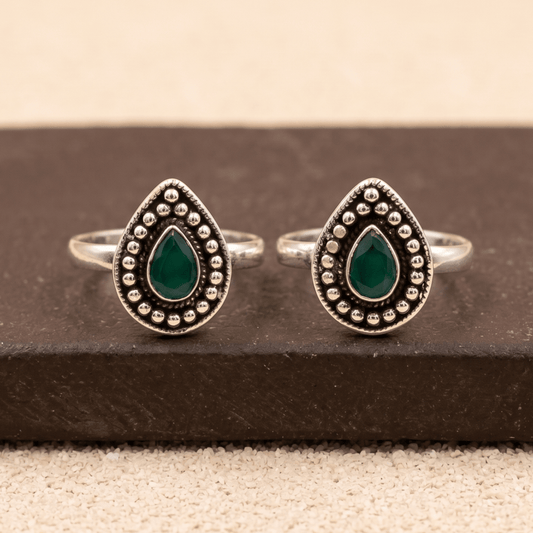925 Silver Teardrop Green Stone Toe Rings – Adjustable Ethnic Foot Jewelry - Zirak Silver