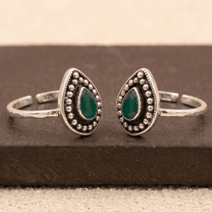 925 Silver Teardrop Green Stone Toe Rings – Adjustable Ethnic Foot Jewelry - Zirak Silver