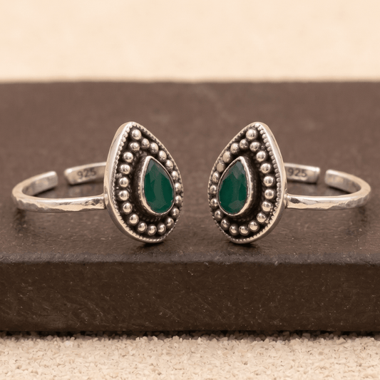 925 Silver Teardrop Green Stone Toe Rings – Adjustable Ethnic Foot Jewelry - Zirak Silver