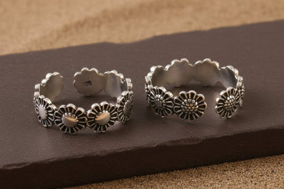 925 Sterling Silver Daisy Flower Toe Ring – Adjustable Boho Floral Jewelry - Zirak Silver
