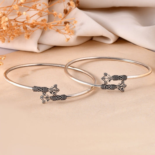 925 Sterling Silver Floral Motif Anklet Pair – Oxidized Traditional Payal - Zirak Silver