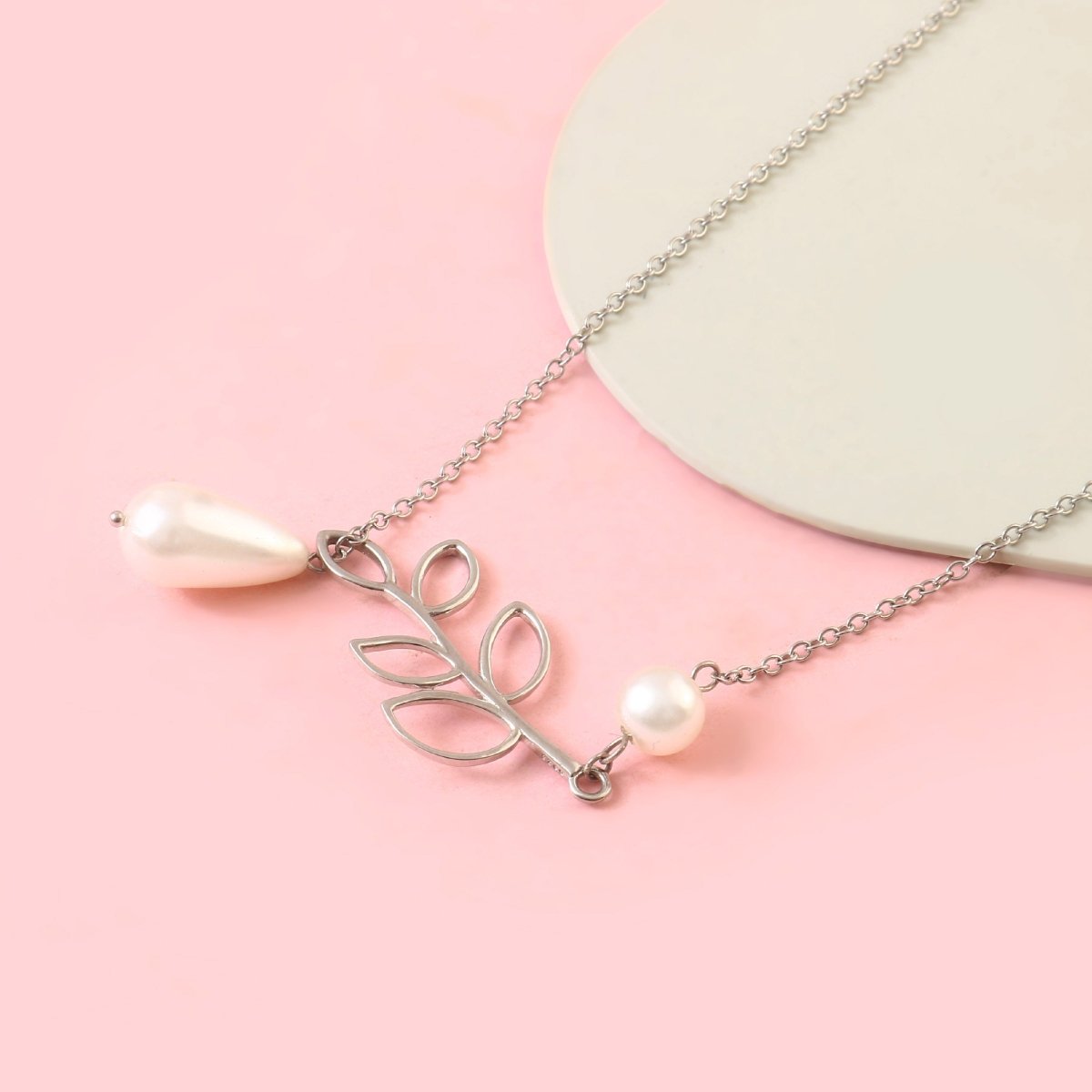 925 Sterling Silver Leaf and Pearl Necklace | Nature - Inspired Silver Pendant with Teardrop and Round Pearl Charms - Zirak Silver