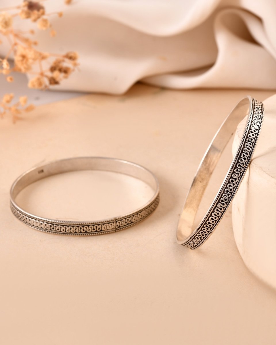 925 Sterling Silver Oxidized Chain Pattern Bangles – Traditional Indian Kada Set - Zirak Silver