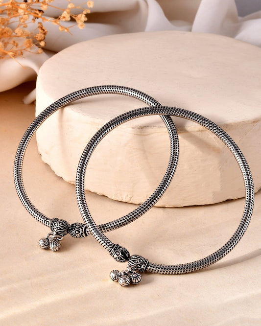 925 Sterling Silver Oxidized Charm Anklet Pair – Traditional Payal Jewelry - Zirak Silver