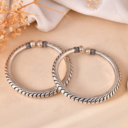 925 Sterling Silver Spiral Carved Anklet Pair – Bold Oxidized Payal - Zirak Silver