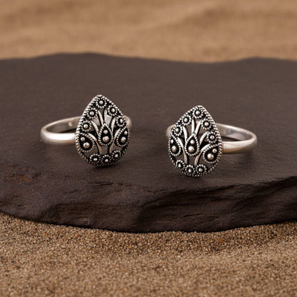 925 Sterling Silver Toe Rings – Adjustable Teardrop Floral Oxidized Design - Zirak Silver