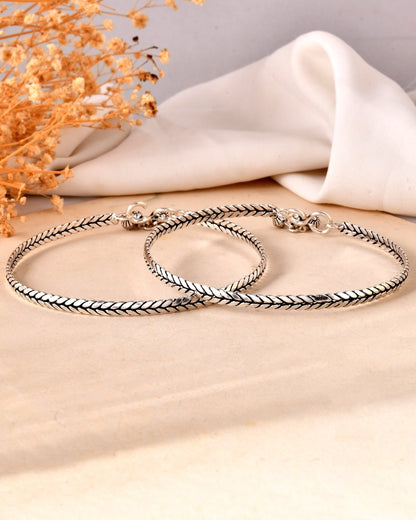 925 Sterling Silver Woven Pattern Anklet Pair with Charm Drops – Oxidized Payal - Zirak Silver