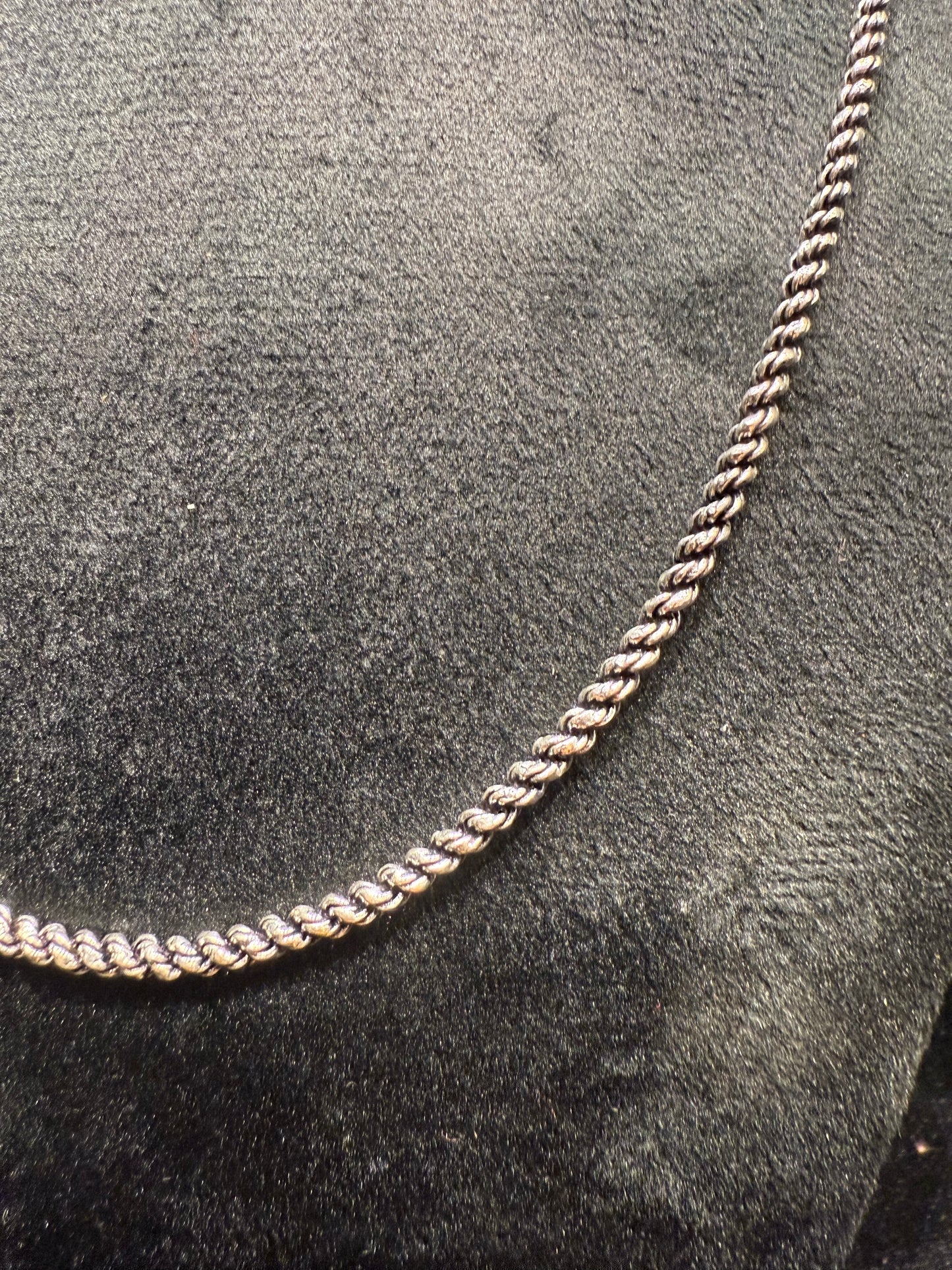 Baadal Chain – Oxidised Rope Silver Chain