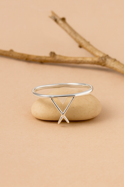 Minimalist Geometric Arrow Ring