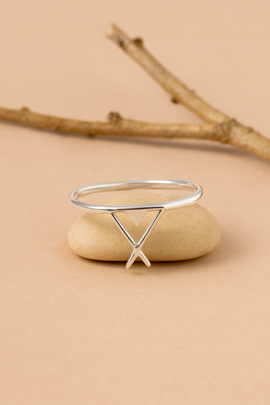 Minimalist Geometric Arrow Ring