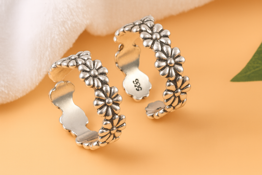 925 Silver Adjustable Daisy Flower Toe Rings – Boho Floral Foot Jewelry