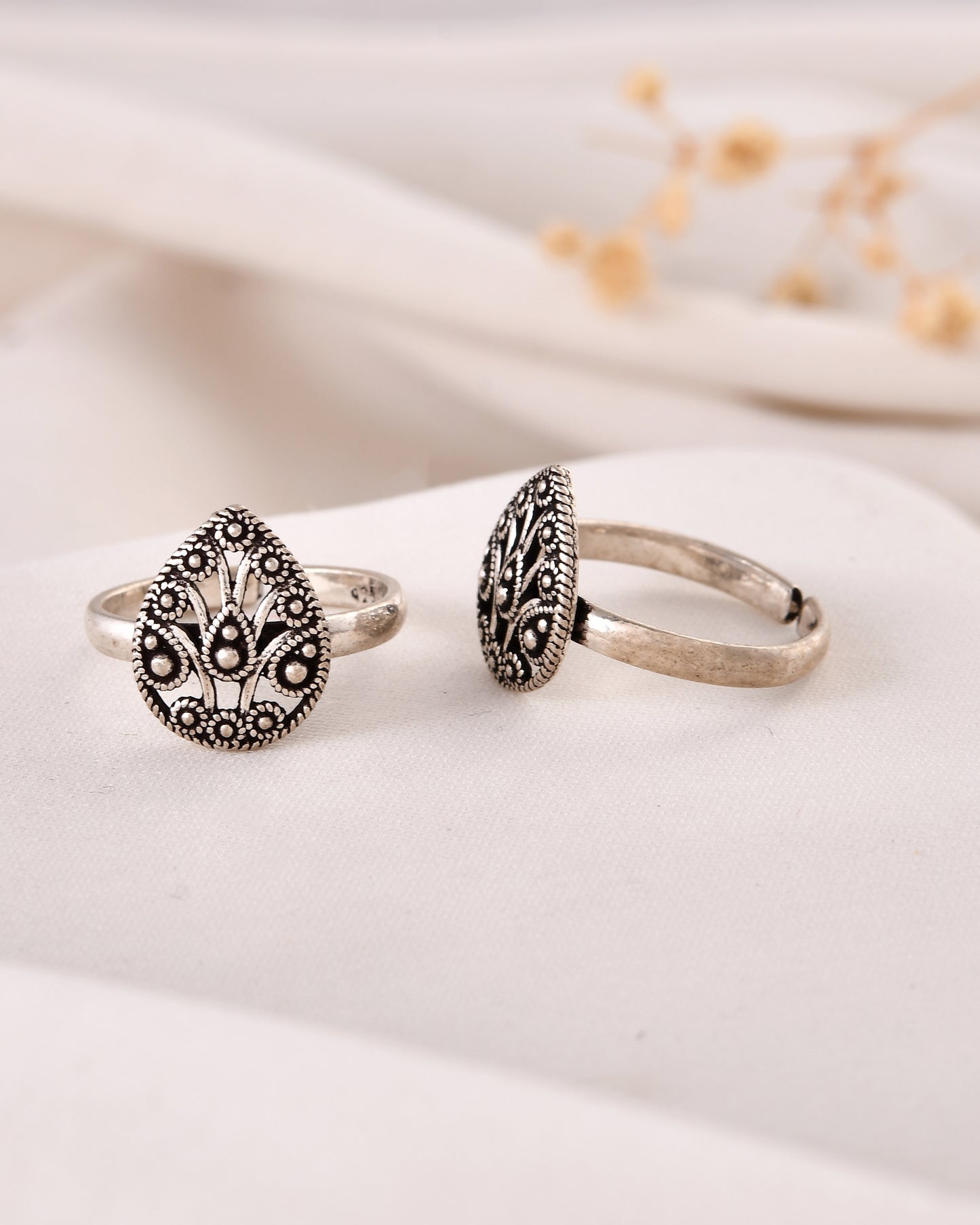 925 Sterling Silver Toe Rings – Adjustable Teardrop Floral Oxidized Design