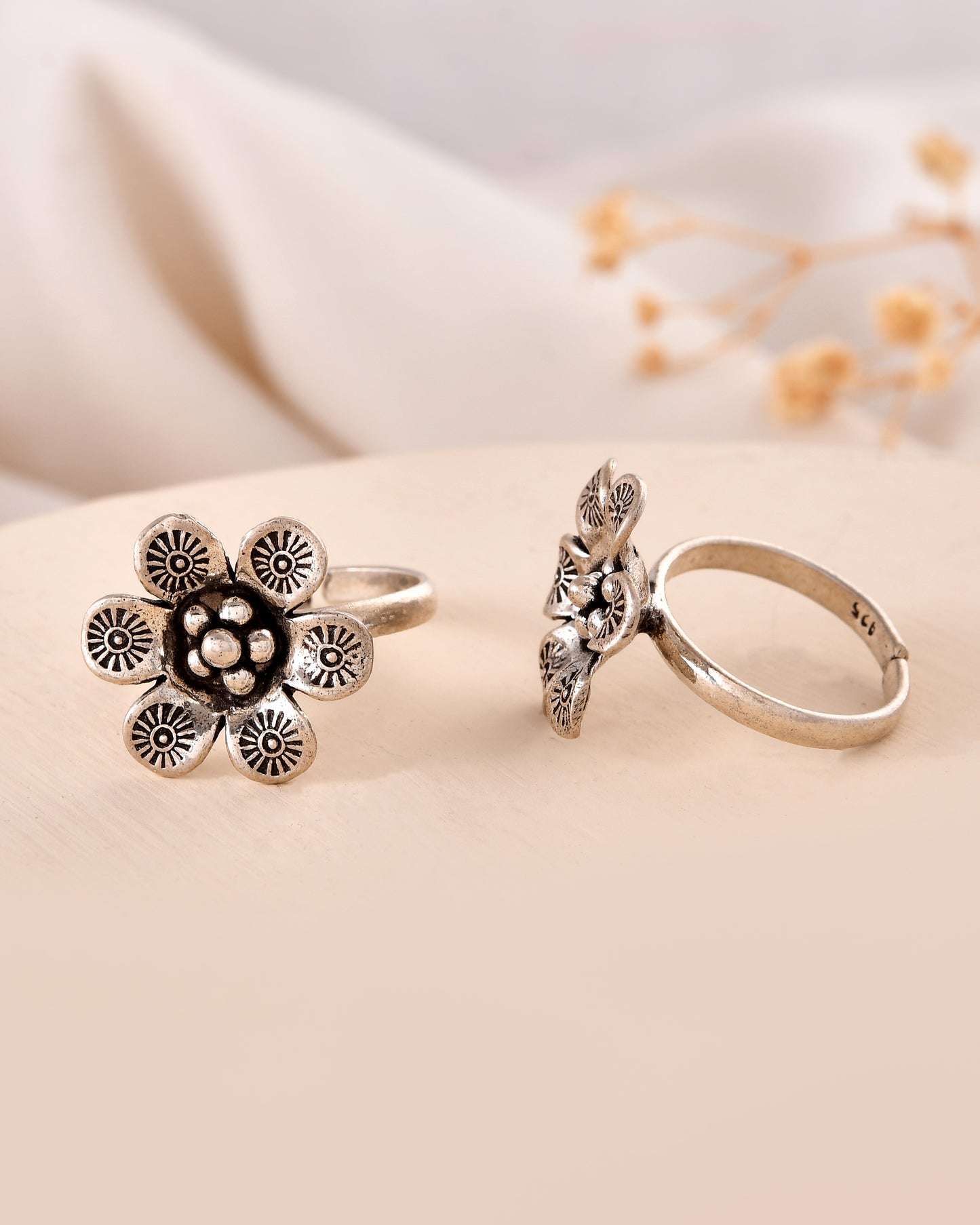 925 Silver Adjustable Floral Toe Rings – Handmade Oxidized Flower Design