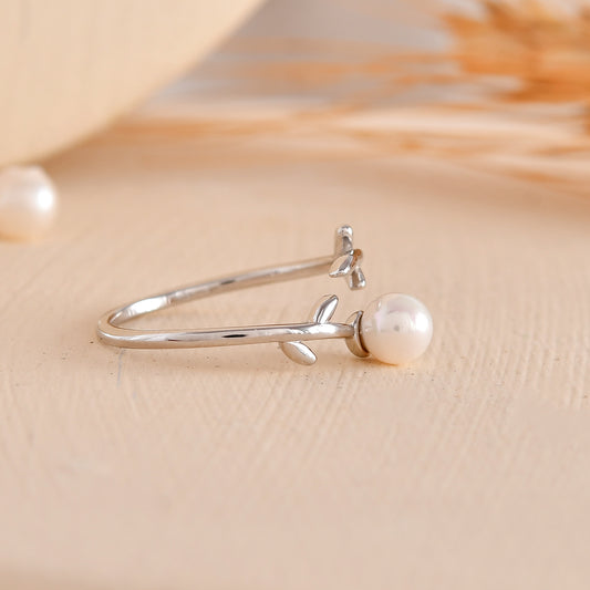 Sterling Silver Leaf Branch Open Ring with Natural Freshwater Pearl – Adjustable Nature-Inspired Band