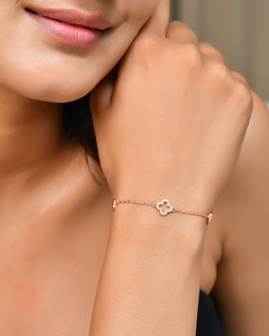 Rose-Gold Clover & Mother-of-Pearl Heart Bracelet | Dainty 925 Sterling Silver Station Chain